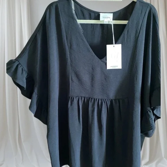ANDREE BY UNIT Deep charcoal Black. Ruffle Sleeve Top - Picture 2 of 8